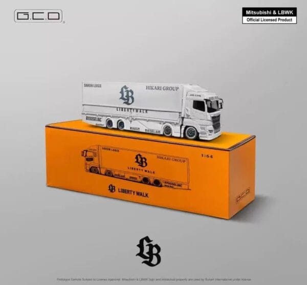 GCD 1:64 Spread-wing container truck