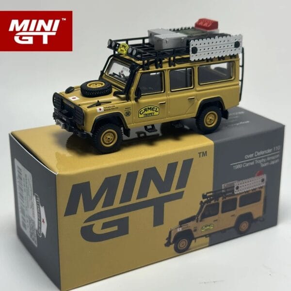 MINIGT 1:64 Defender 110 1989 Camel Trophy Amazon Team - Image 3